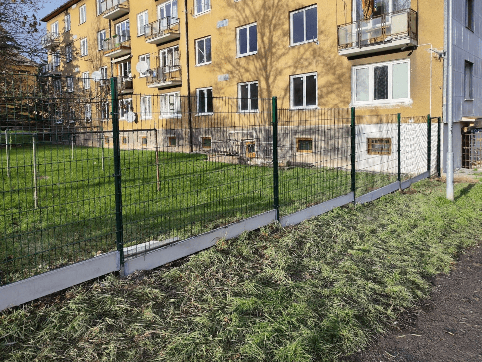 570B9208-1DA4-475E-909F-4F80F238F8D7