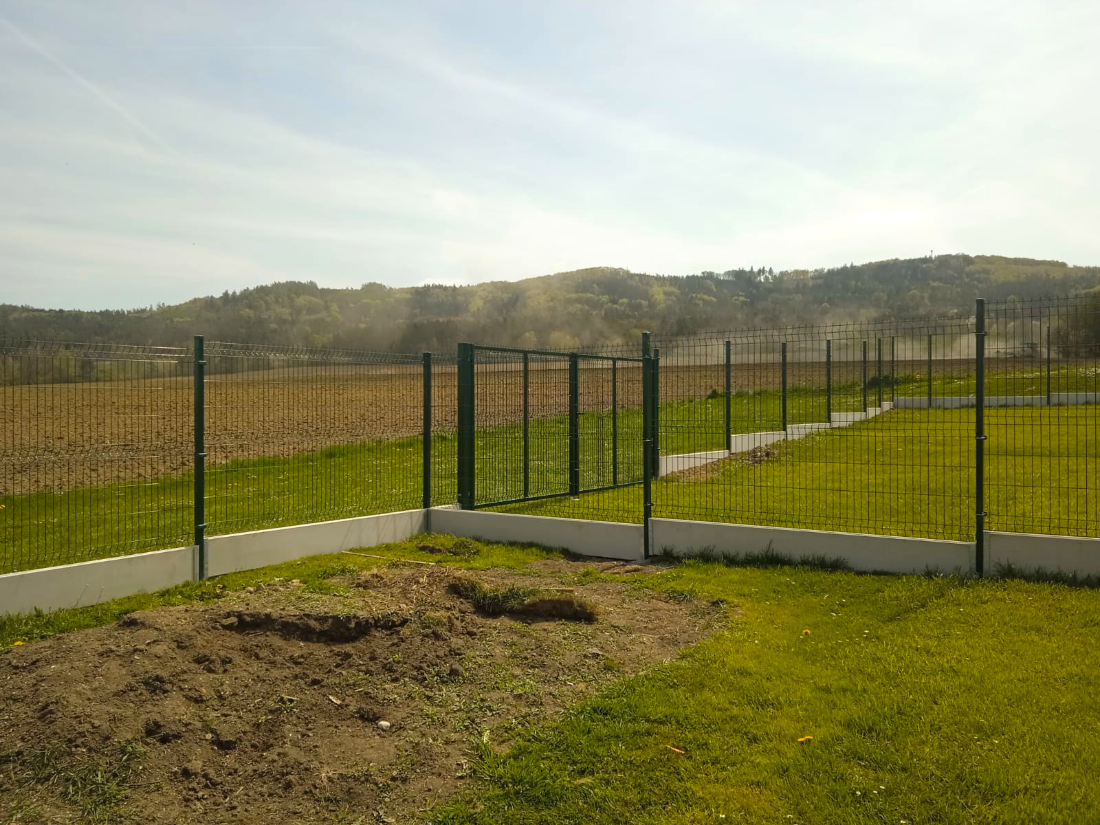 2d707a83-3b8c-4ad5-9e1b-ae51ef216323