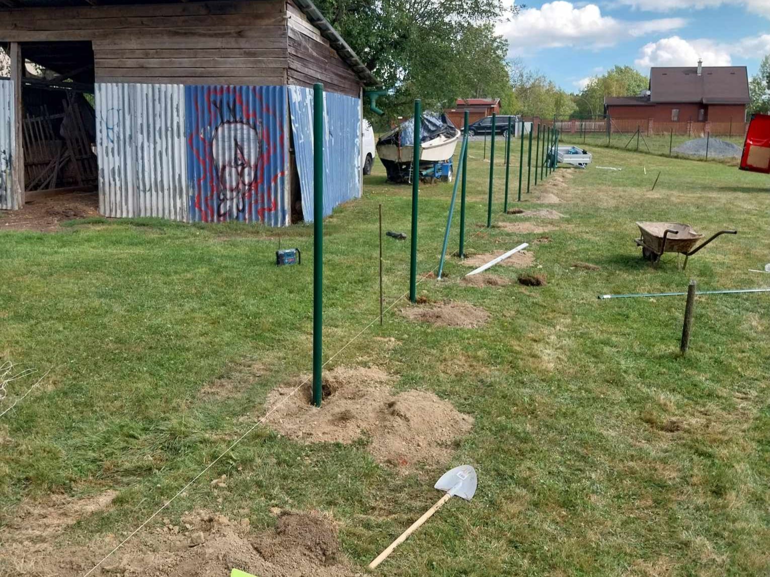 Montáž plotu zákazníkem – Ploty Dobrý