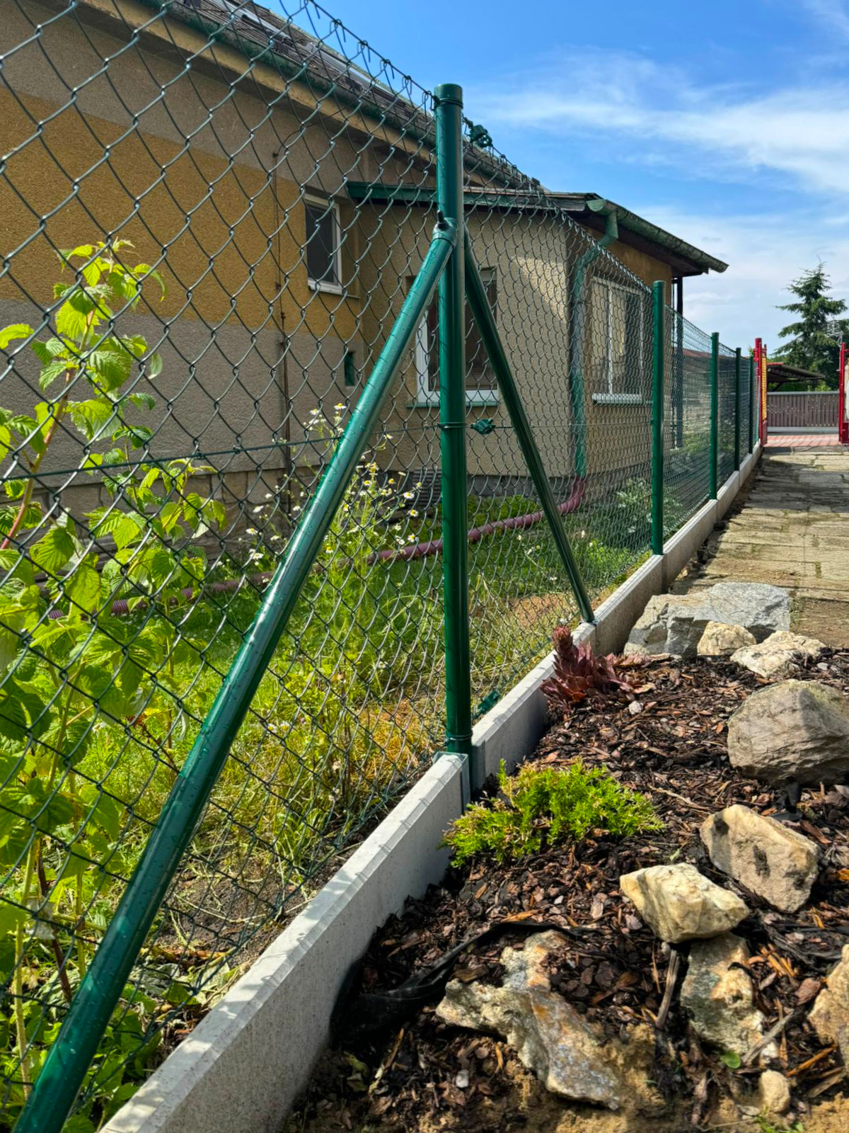 fc2c72df-a3dd-437b-b500-aehh2aa3a64c83