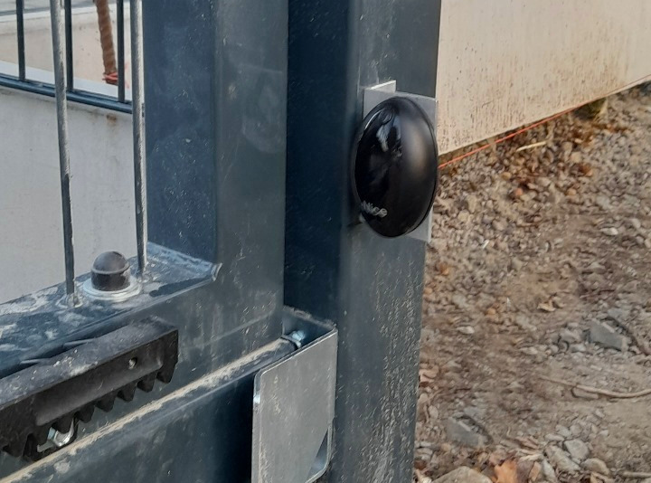 c0ca572b-5add-4983-8c34-87fa8efe59b0