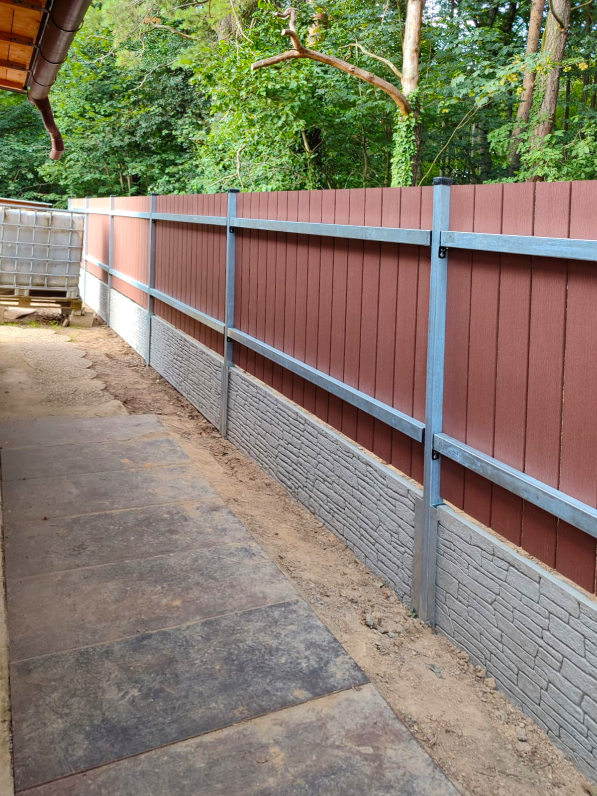 e0495563-17ec-4124-9f3b-fad282ec9fc3