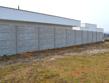 Montáž betonového plotu – Vejprnice Montáž betonového plotu – Vejprnice