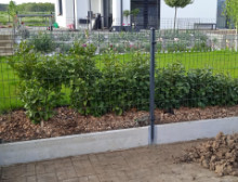 Montáž 3D antracitových plotových panelů – České Budějovice Montáž 3D antracitových plotových panelů – České Budějovice