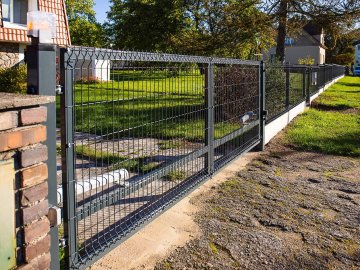 Realizace – 3D plotové panely a podhrabové desky | Kaznějov