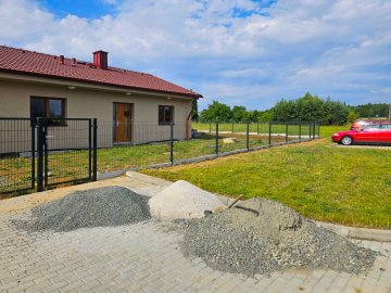 Realizace – 3D plotové panely a podhrabové desky | Soběkury