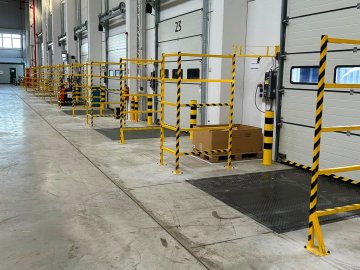 Realizace – zábrany v hale | Nýřany