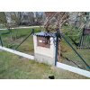 Realizace – antracitové plotové panely a čtyřhranné pletivo | Zvíkov