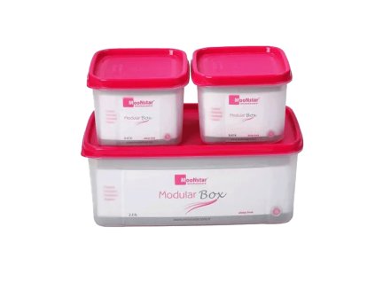 Sada tří obdélníkových plastových dóz MODULAR se stohovatelným designem.