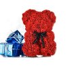 Medvídek z růží červených 25 cm