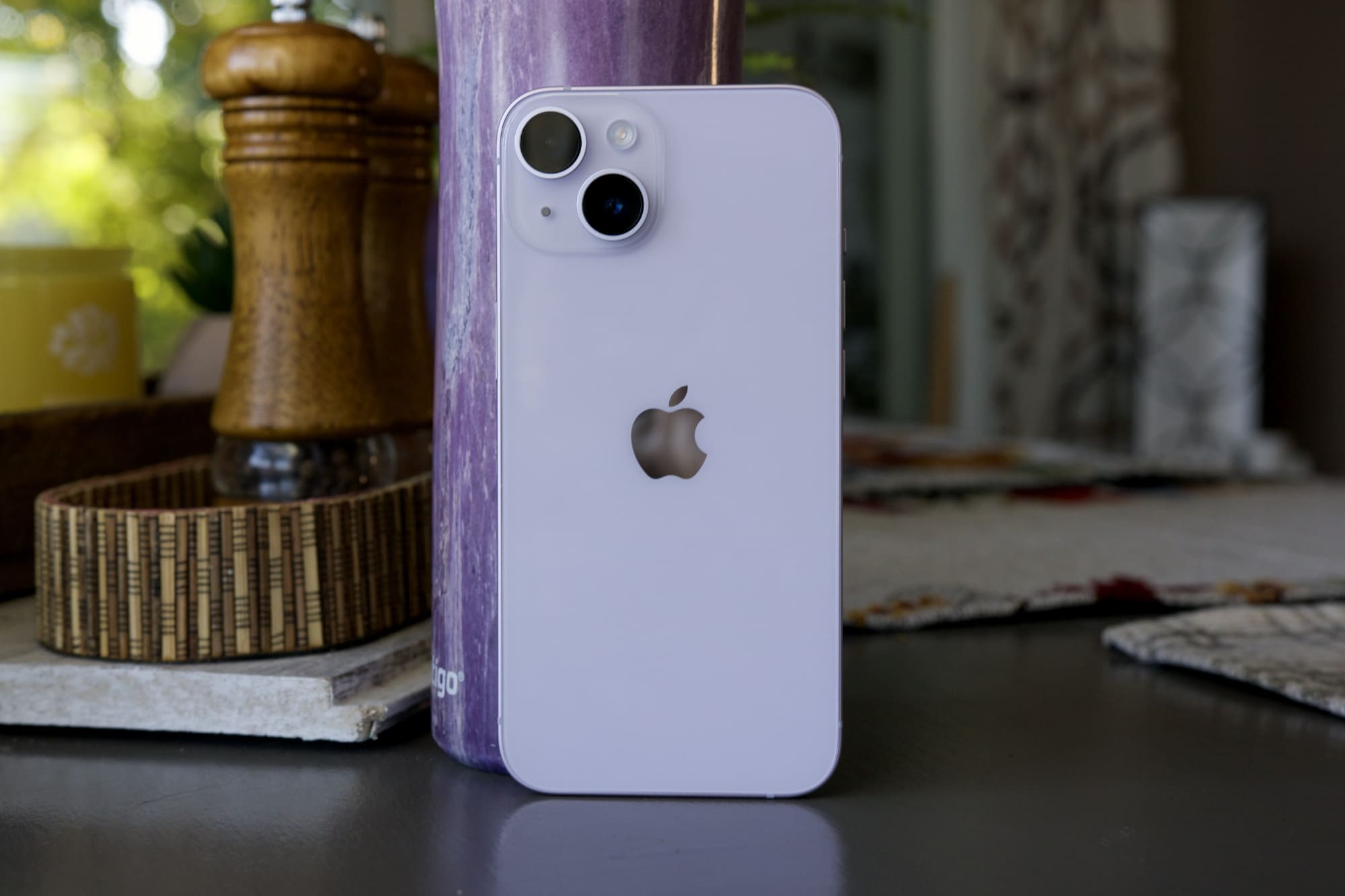 iPhone 14 v roce 2026: Vyplatí se ho ještě koupit?