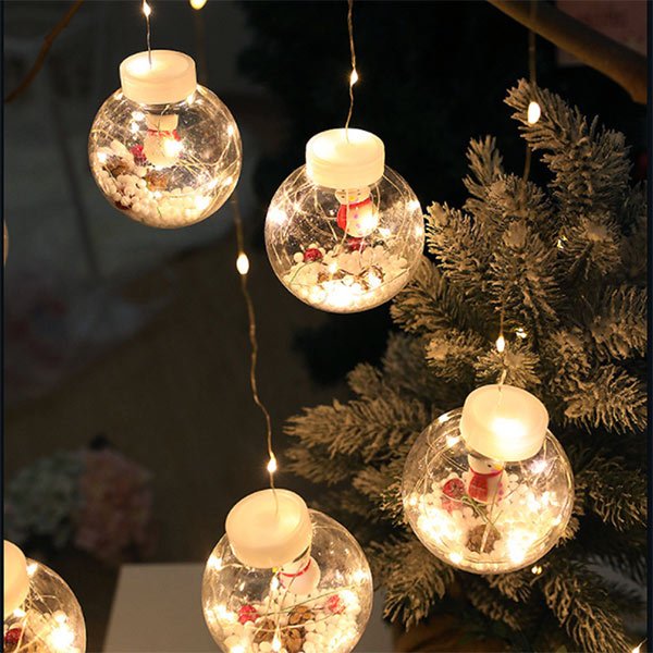 Světelný vánoční LED závěs - Koule s postavičkami 3m Ozdoba: Vánoční strom, Barva světla: Studená bílá
