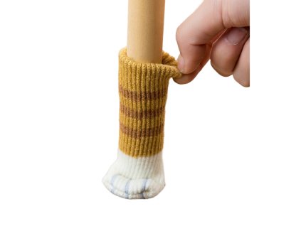 11711 ponozky na zidle 4