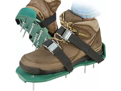 1705 1 aerator provzdusnovac travy 2