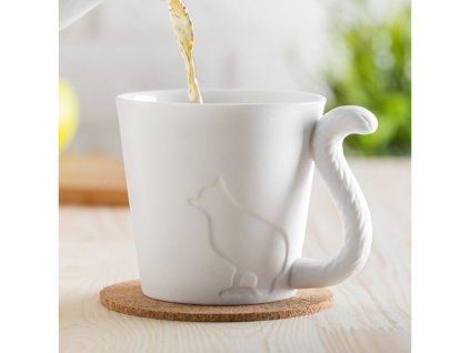 2080 5 porcelanovy hrnecek s ocaskem kocka 1