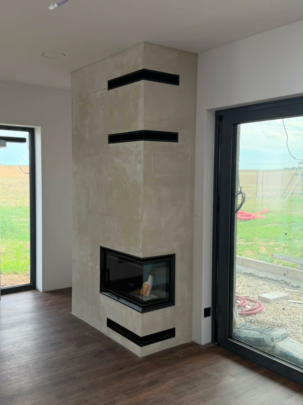 Realizace krbové vložky ROMOTOP HEAT R 4G S 70.44.33.26 + obestavba v Litoměřicích