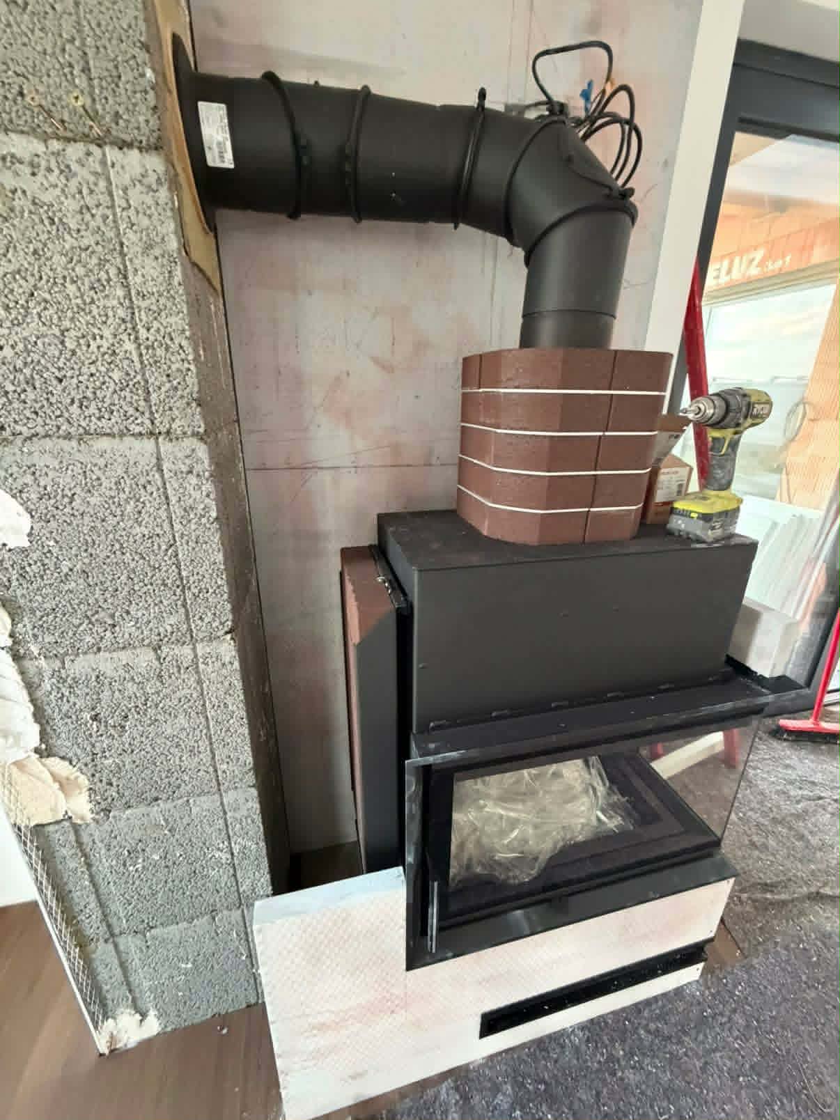 Akumulační sada Romotop Mammoth na krbové vložce HEAT