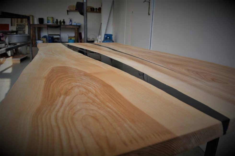 Stůl s epoxidovou pryskyřicí: Postup, výroba