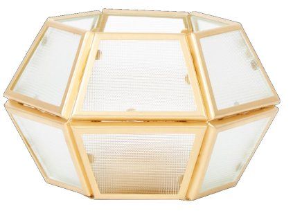 Svícen v originálním designu