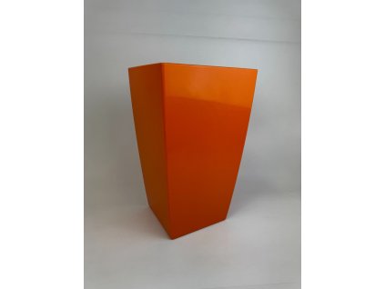 Plastový obal na květiná