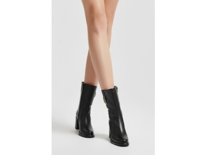 Dámské kotníkové kozačky s beránkem