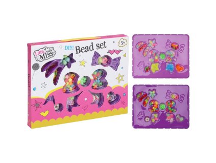 SADA KORÁLKŮ V KRABIČCE