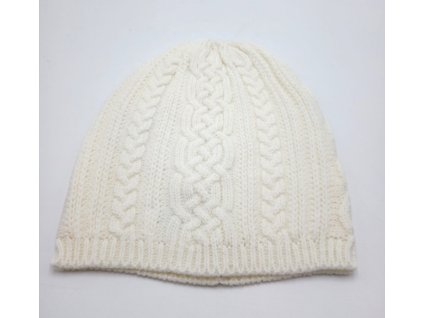 Čepice pletená s copánkovým vzorem, bílá