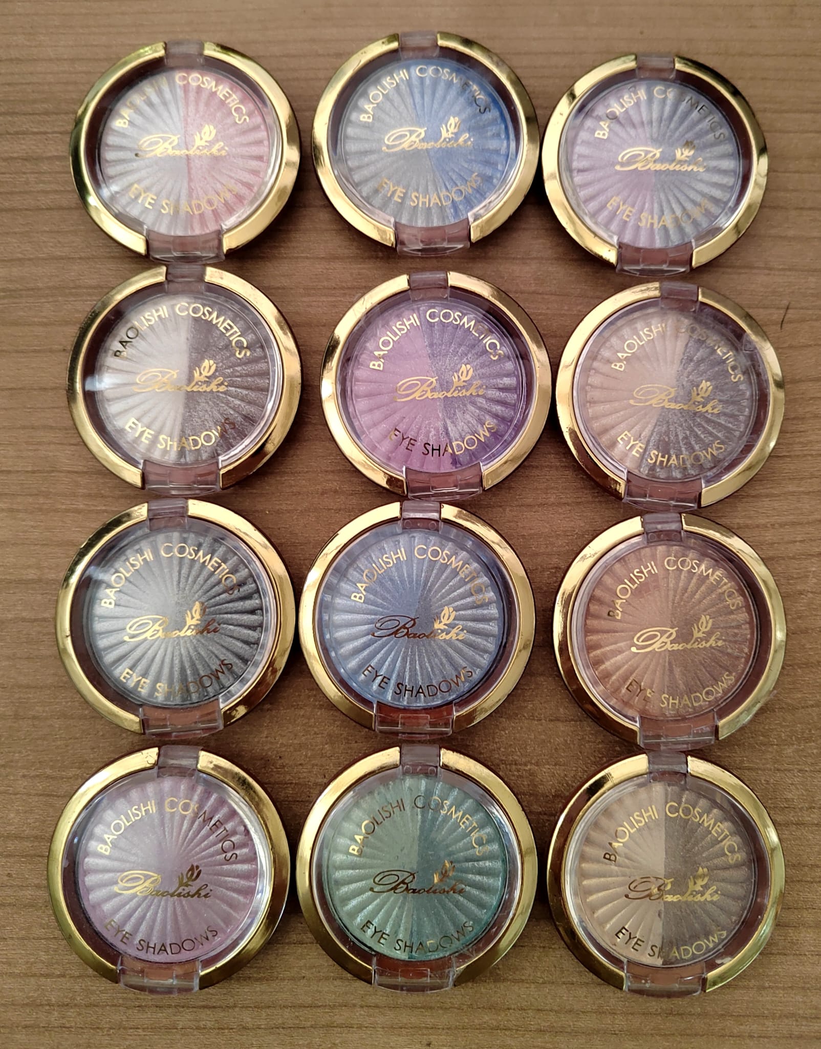 Oční stíny Baolishi cosmetics Varianta: světle fialová