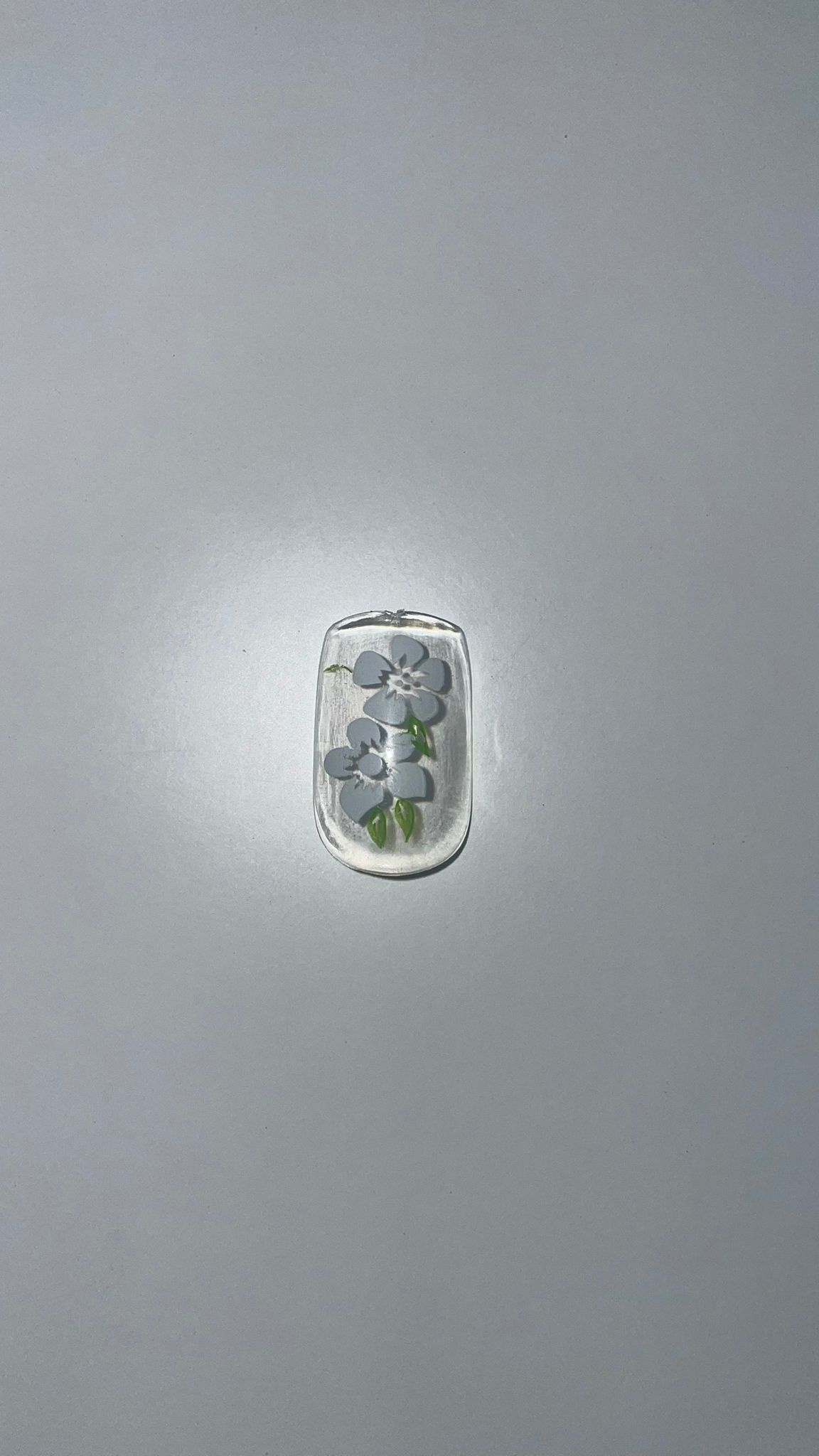 Umělé nehty - 12 ks Varianta: Bílý květ se zelenými lístky