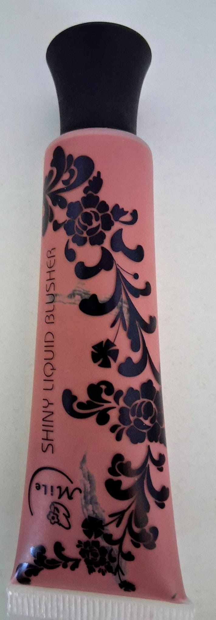 Tekuté líčidlo na rty Varianta: č.6