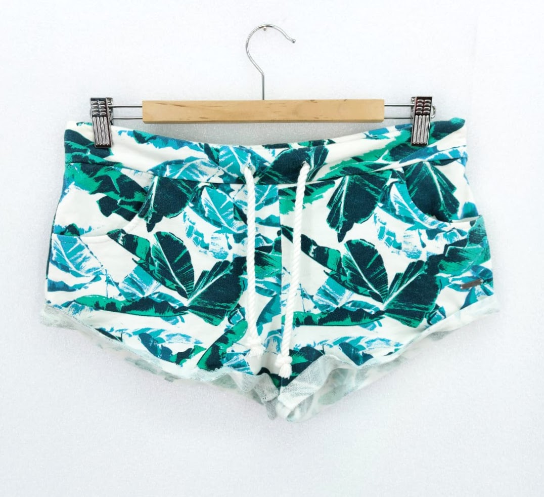 Dámské šortky s tropickými rostlinami Billabong, bílo-zelené *Velikosti textil: XS