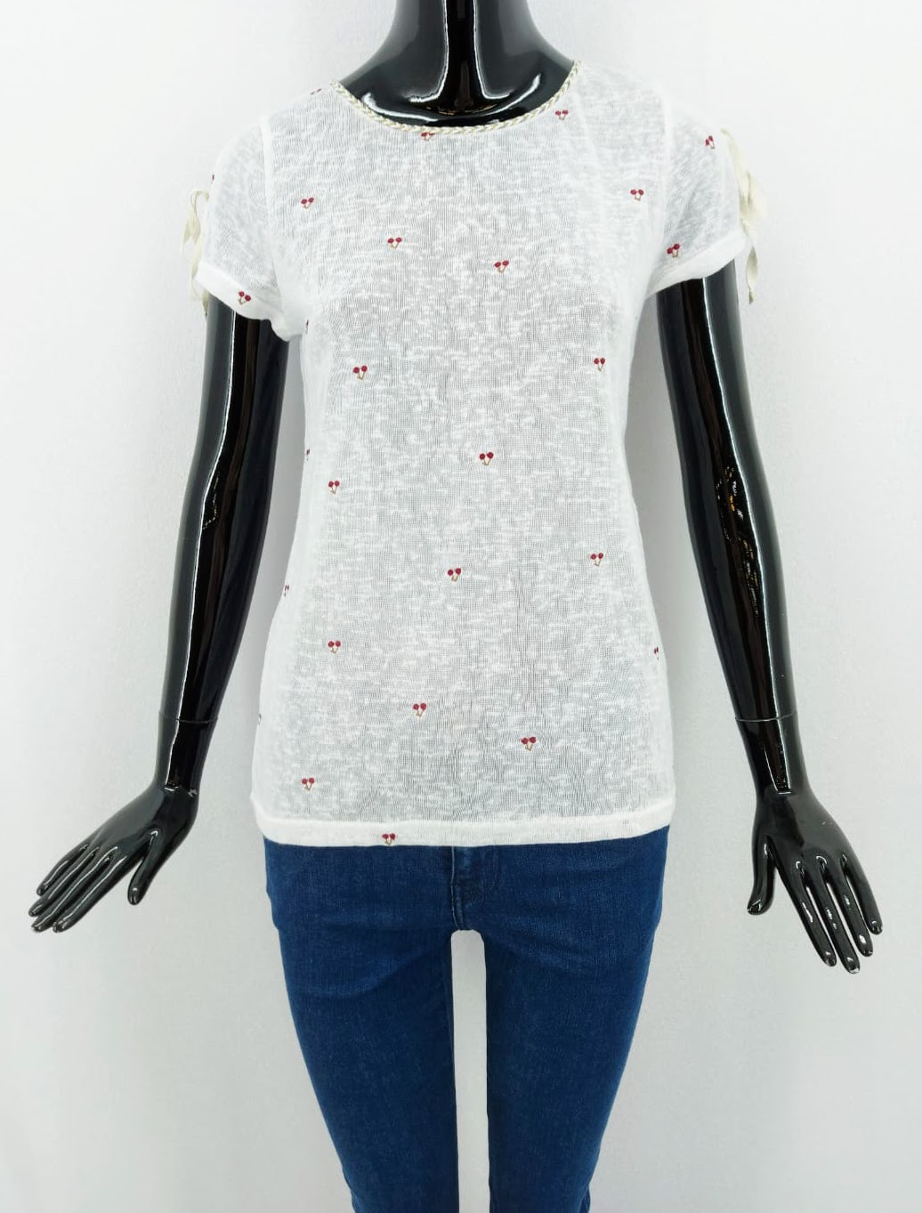 Dámské pletené tričko Cherry Paris, bílé s třešničkami *Velikosti textil: T3/L