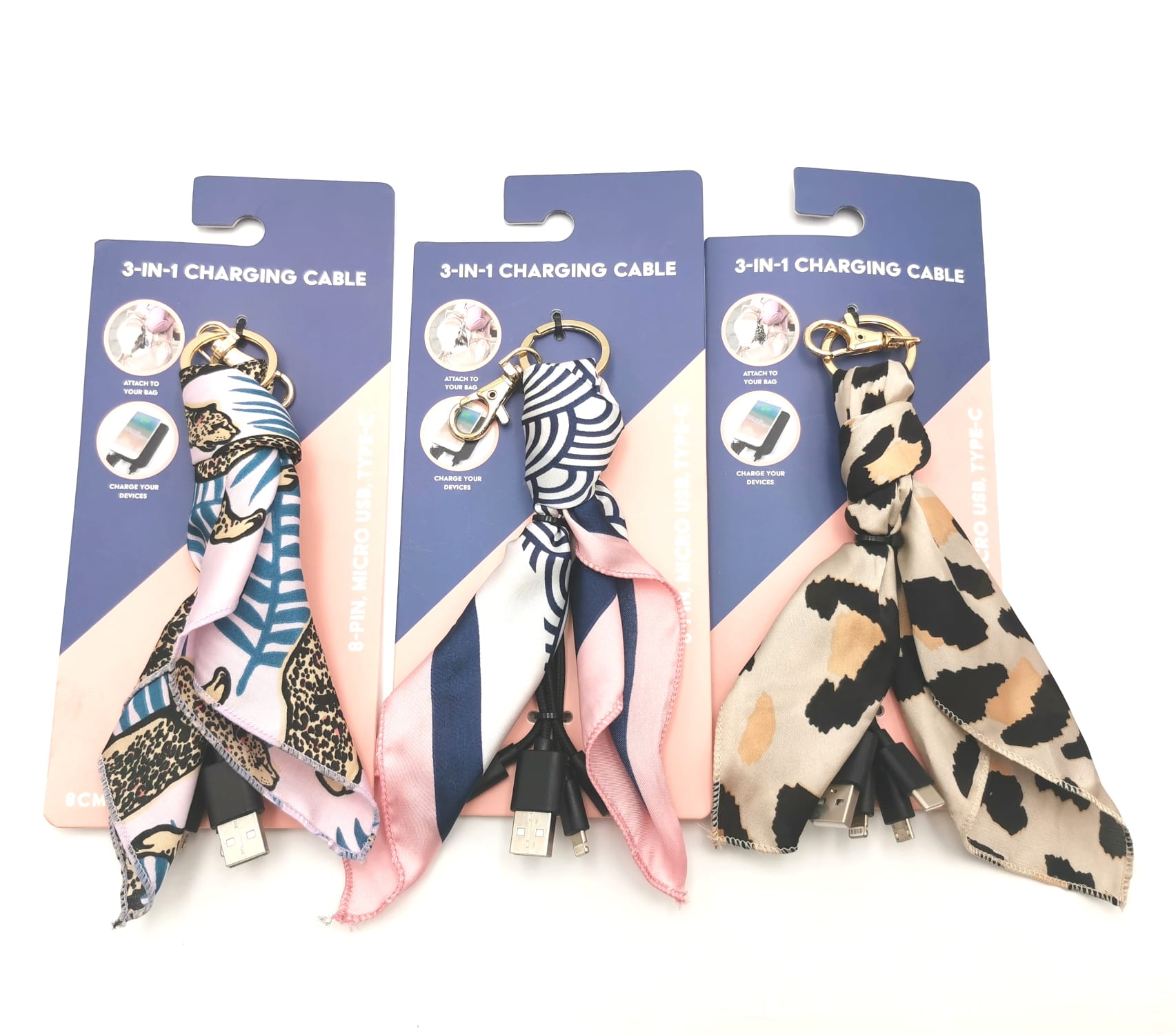 KAZO Přívěsek na kabelku s USB, 8-PIN, MICRO, TYPE-C Nabíjecím kabelem - náhodný výběr