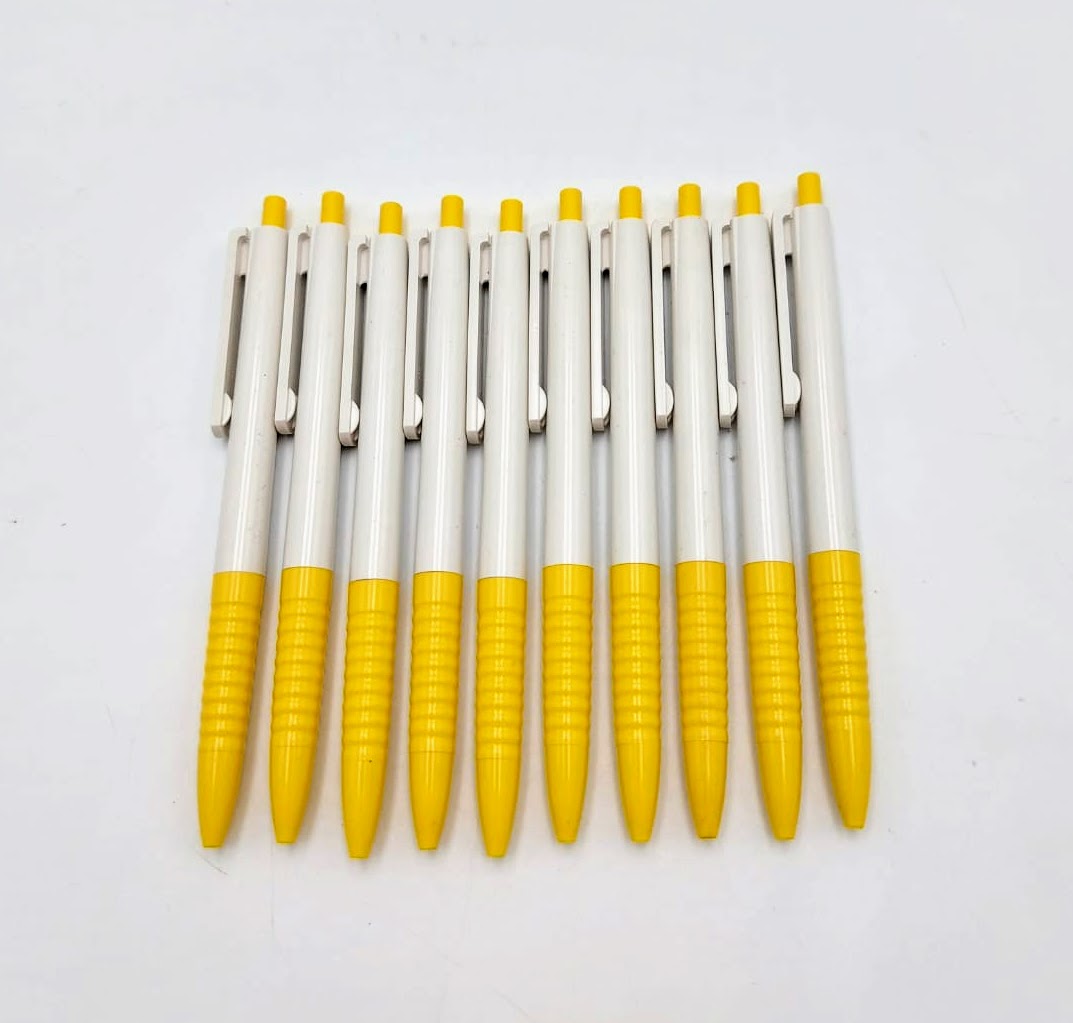 Sada kuličkových per 10 ks, bílo-žlutá