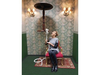 Hanka levitan stoleek mal