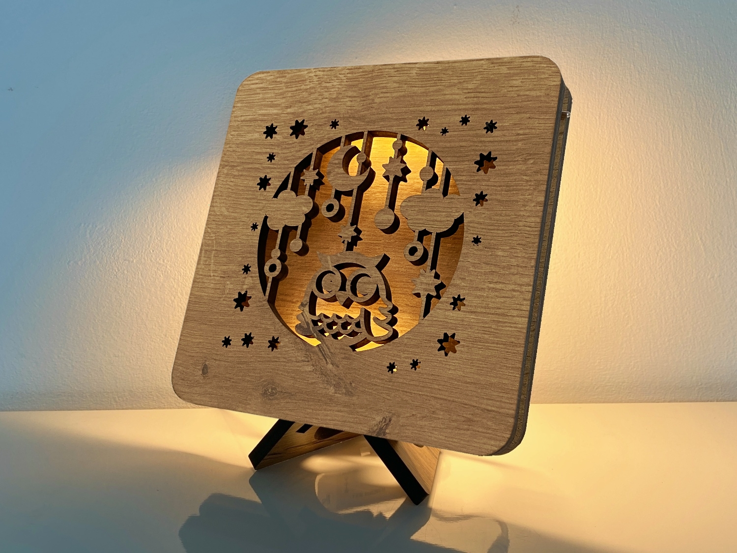 Li-Go "Sovička" lampa 19x19cm provedení povrchu: dub