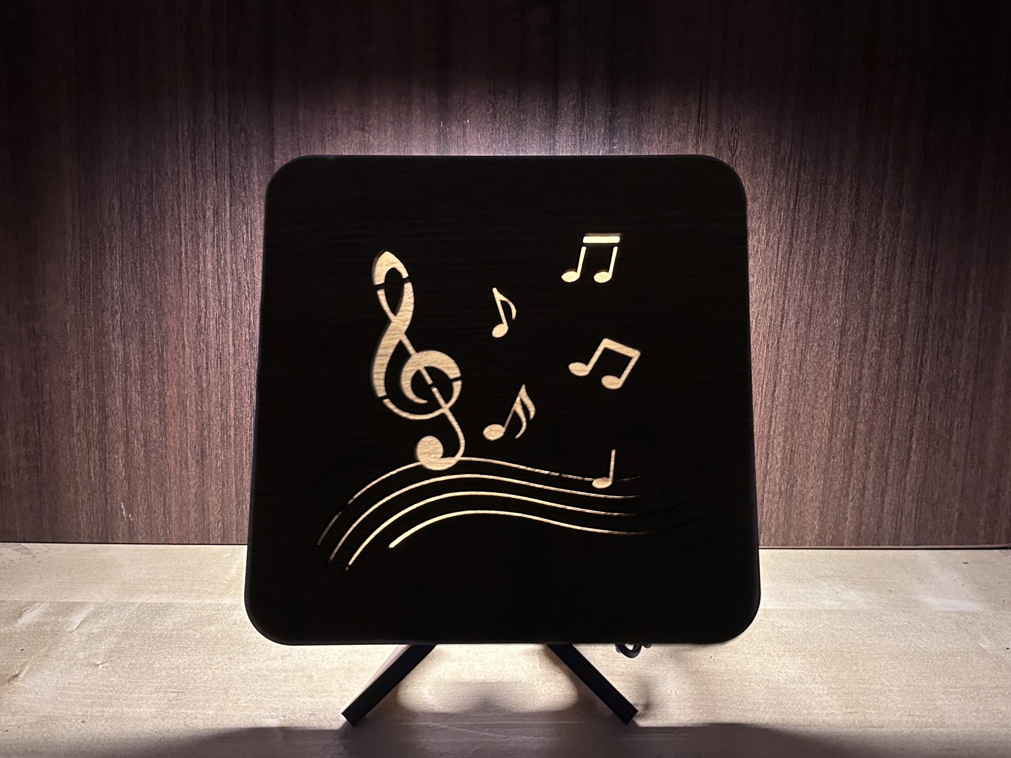 Li-Go "Noty"  lampa 19x19cm provedení povrchu: dub