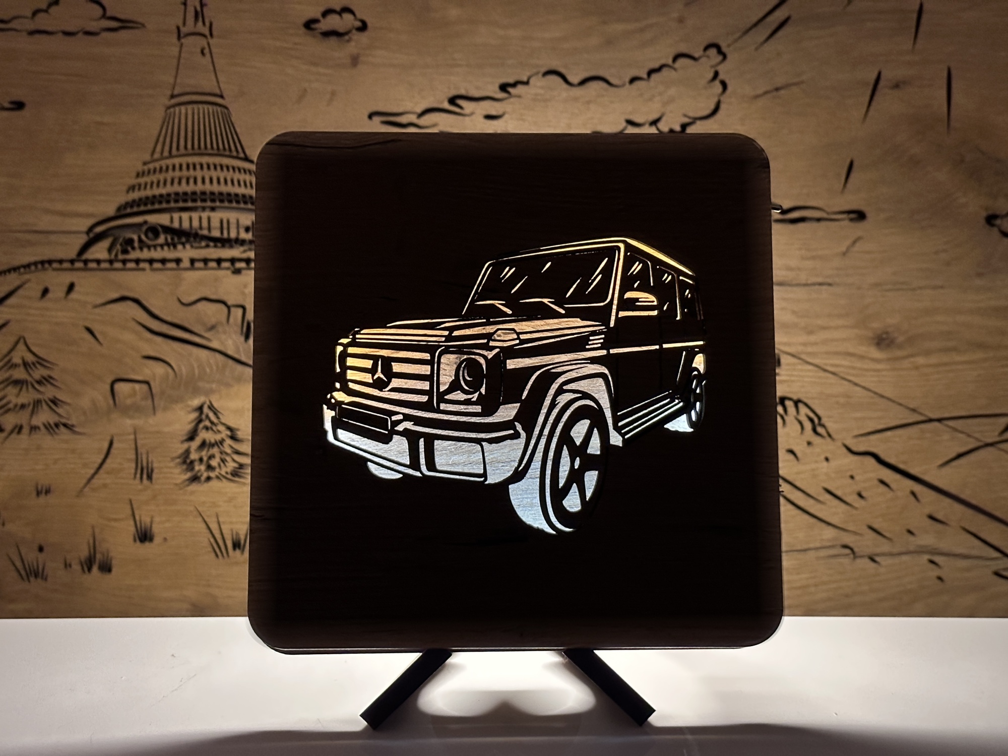 Levně Li-Go "Mercedes G" lampa 19x19cm provedení povrchu: dub B