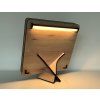 Dřevěná stolní lampa Li-Go