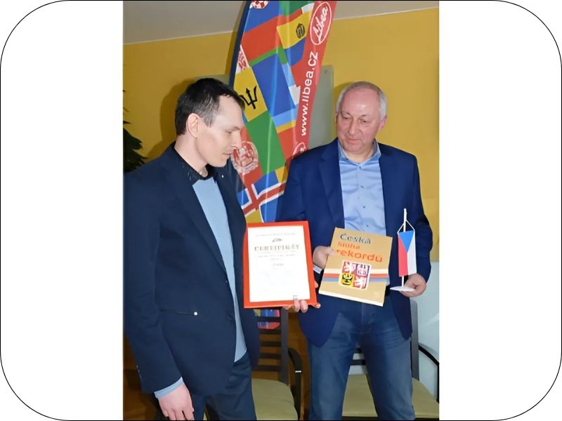 REKORDNÍ VLAJKA ČESKÉ REPUBLIKY JE OD NÁS