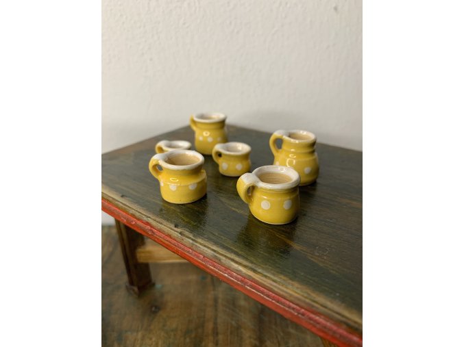 LIMITKA - Set 6ti žlutých miniatur v dárkové krabičce