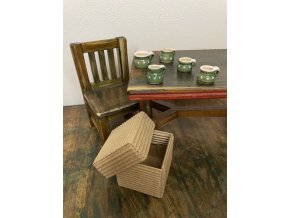 LIMITKA - Set 5ti tmavě zelených miniatur v dárkové krabičce