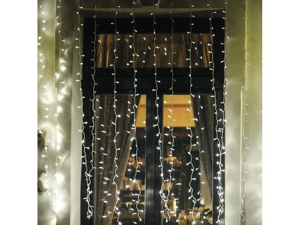 led svietiaci zaves na vonkajsie pouzitie 2 m x 1 m 210 ks studenych bielych led