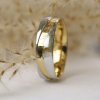 Oceľový pozlátený prsteň