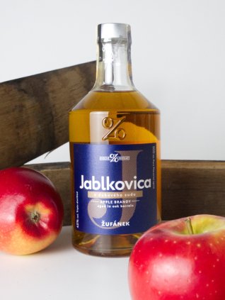 jablkovica z dubového sudu