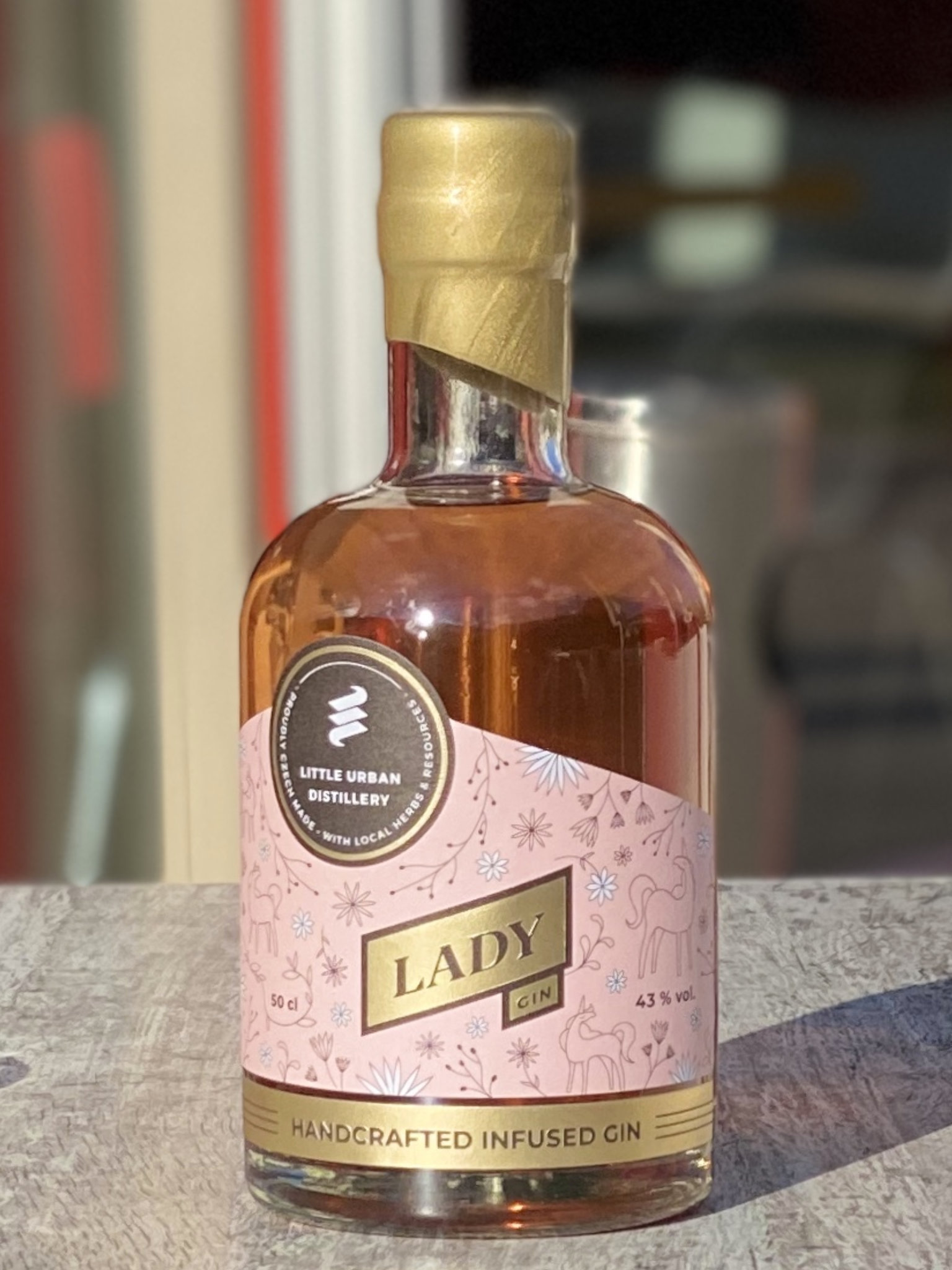 Little Urban Distillery Little Urban Lady gin 43% 0,5l