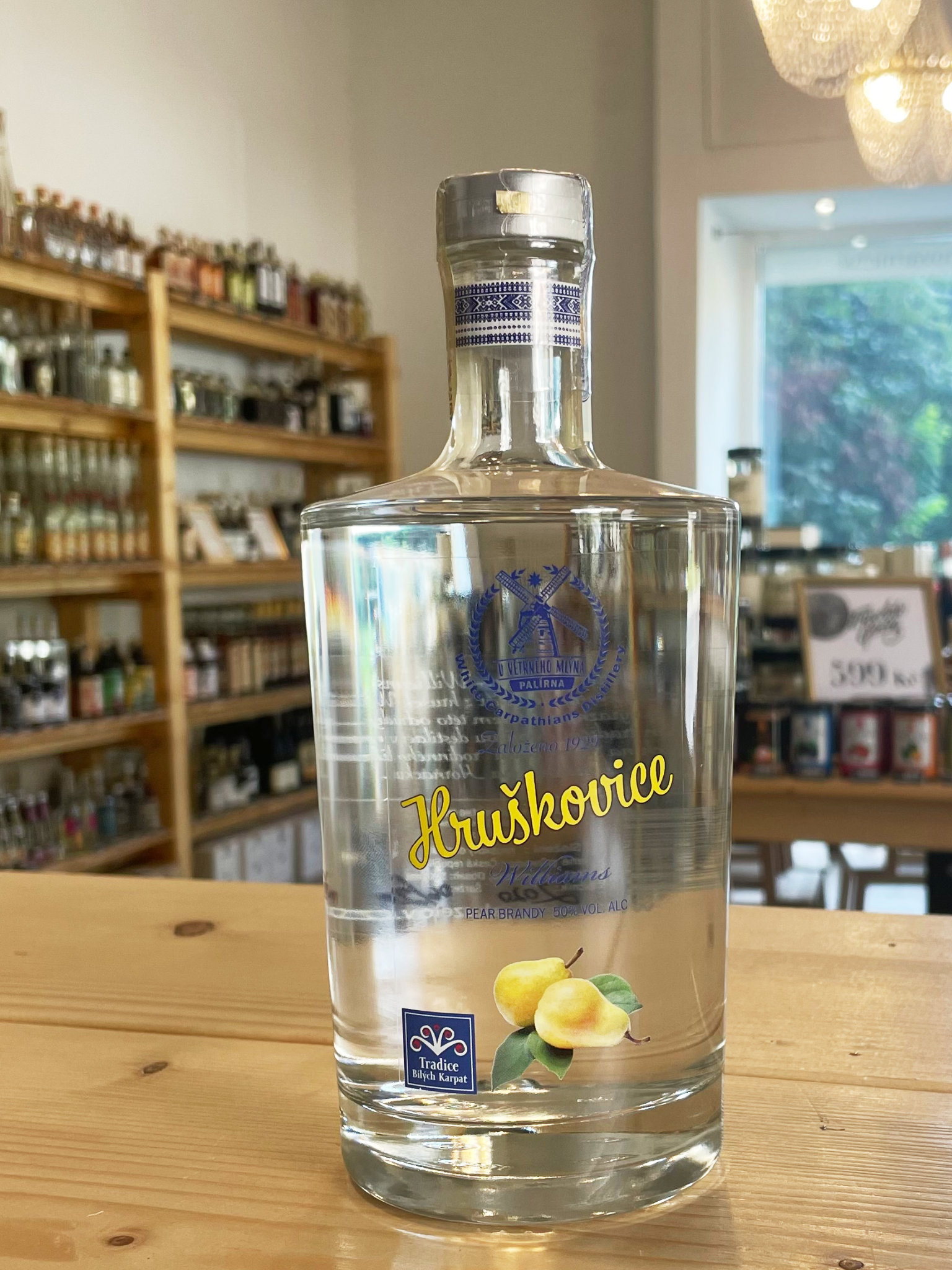 Palírna Kuželov (U větrného mlýna) Horňácká Hruškovice Williams z Kuželova 50% 0,5l