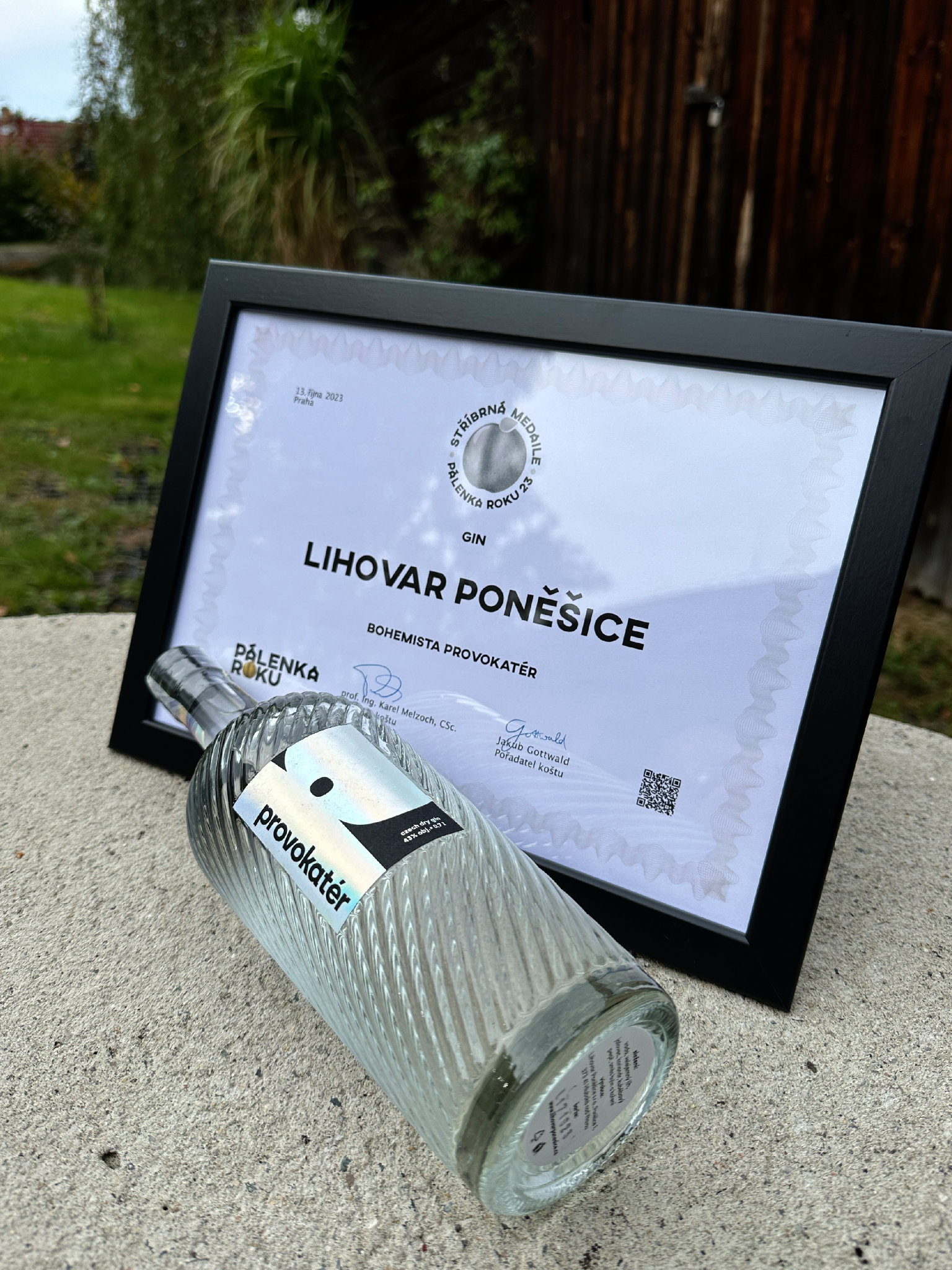 Lihovar Poněšice Poněšický Provokatér gin 43% 0,7l (obrázek 3)