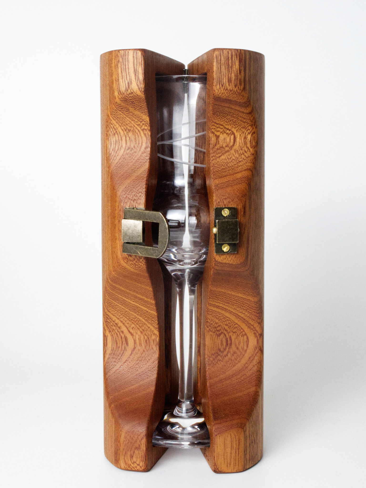 Hcrystal Luxusní dřevěné pouzdro se skleničkou – Tvarovaný Mahagon