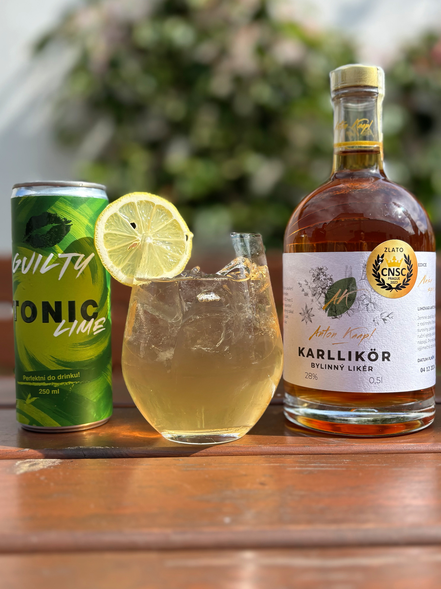 Anton Kaapl Karllikör + 12x GUILTY Tonic LIME
